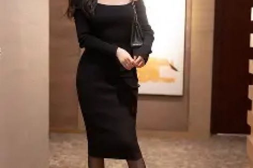 又一知名女网红塌房！被曝脚踏两只船曾为男友不惜网暴亲生父母